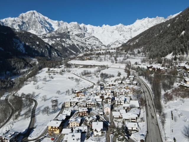Albergo Le Marmotte Pré-Saint-Didier Eksteriør billede