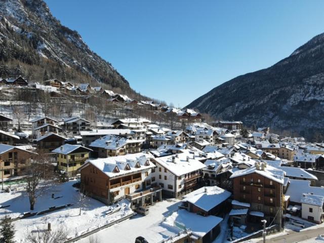 Albergo Le Marmotte Pré-Saint-Didier Eksteriør billede