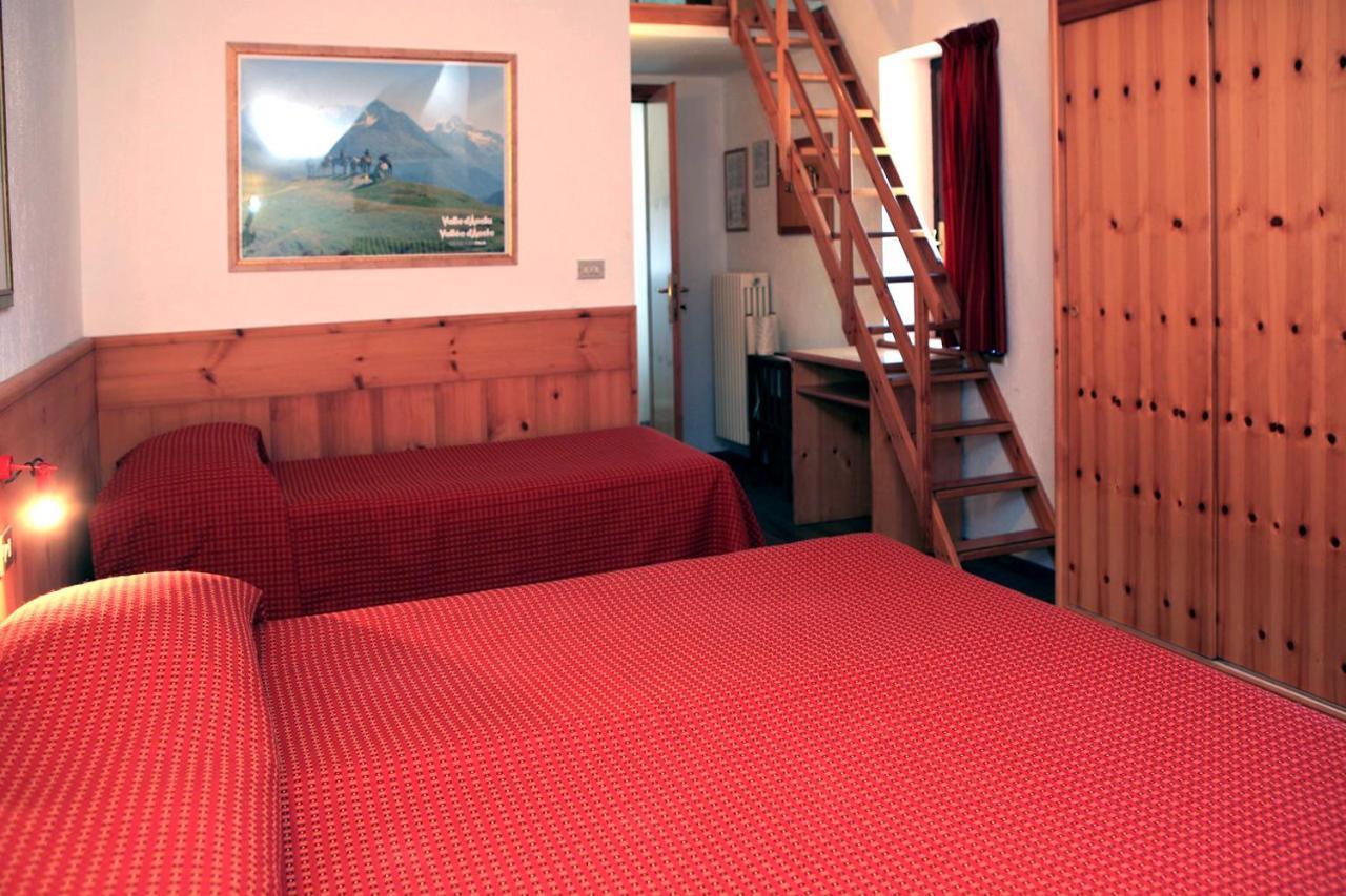 Albergo Le Marmotte Pré-Saint-Didier Eksteriør billede
